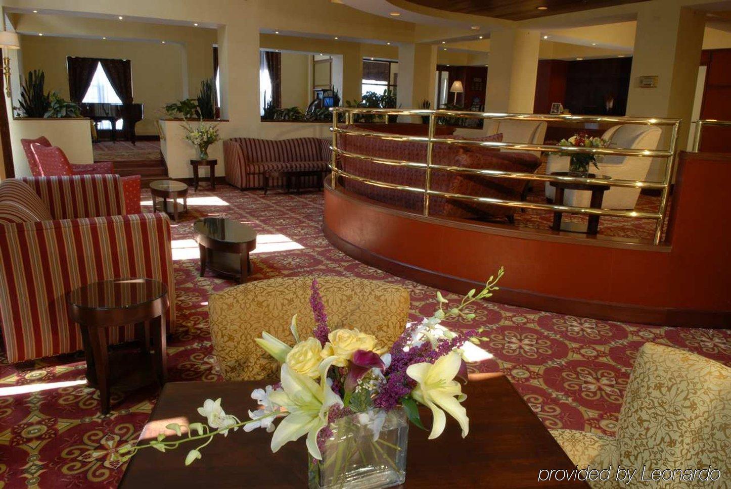 Hilton Mystic Hotel Интериор снимка